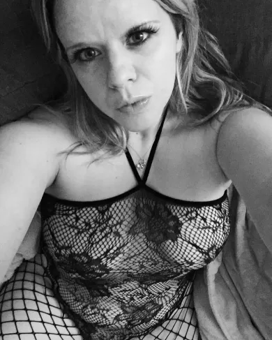 hornysurreycouple83 profile