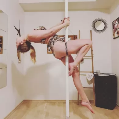 polegirl82 profile