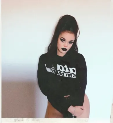 bigtittygothbaby profile