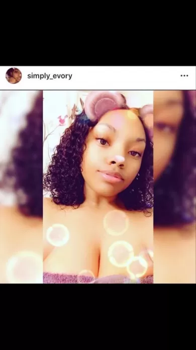 simply_evory profile