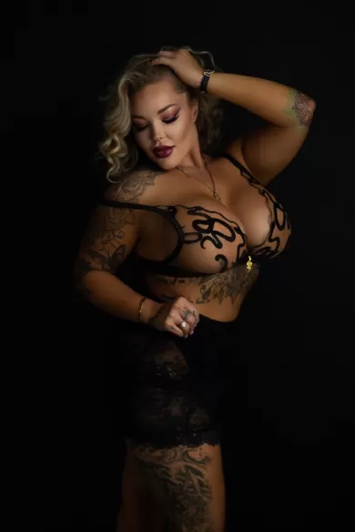 thecurvygoddess1 profile