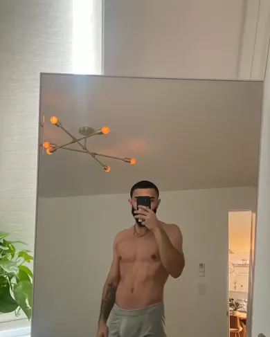 zayytoven7 profile