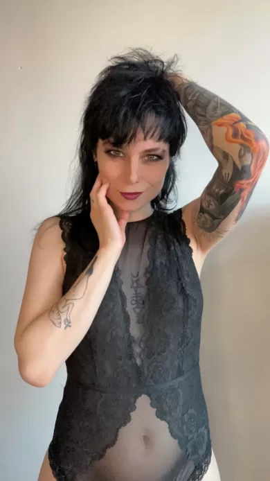 aprildivine profile